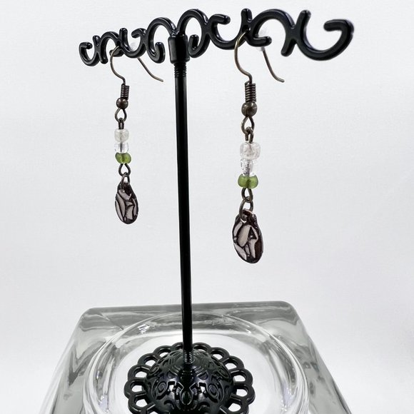 🎀HP🎀 New / Hand Crafted - Antiqued Gold Tone Watermelon Seed Fishhook Earrings - Picture 3 of 5
